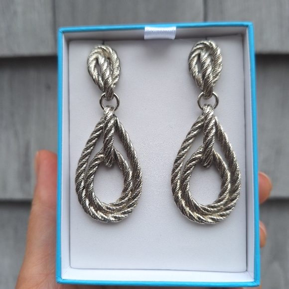 Twisted silver rope dangle earrings - Picture 1 of 7